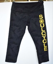 Lululemon Size 8 SOUL CYCLE Camo CROP PANTS Sequoia Print Black RUN