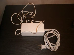 Hewlett Packard DeskJet A/C Adapter - Computer Power Supply - Picture 1 of 4