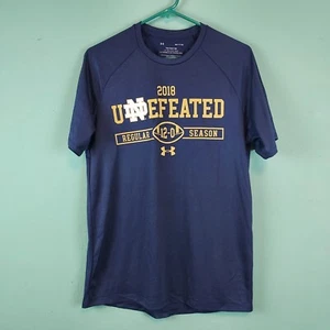 NWOT Mens Sz S Under Armour NOTRE DAME UNDEFEATED 2018 Navy T-Shirt The Tech Tee - Picture 1 of 4