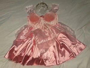 Vestido y corona Dolls Kill PRONUNCIADA PRINCESA de la Bella Durmiente talla M nuevo con etiquetas rosa - Imagen 1 de 11