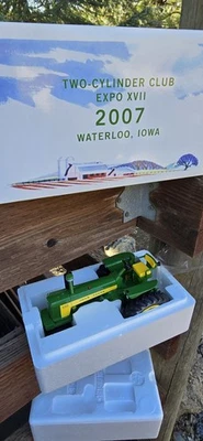 Tractor de uso general Waterloo 530 John Deere Club Expox VII 2007 de dos cilindros Foto 1 de 3