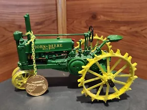 ERTL JOHN DEERE MODELL A TRAKTOR PRÄZISIONSKLASSIKER 1:16 MIT GEDENKMÜNZE - Bild 1 von 21