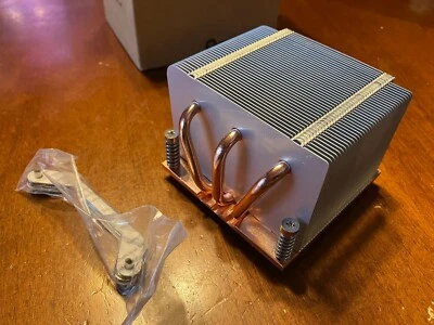 Dynatron Intel Socket 1366 Passive G618 2U CPU Cooler - Image 1 of 4