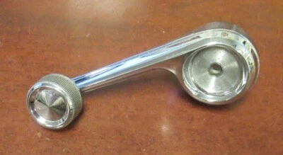 1965 AMC Rambler Marlin Original/Usado Maçaneta da Manivela da Porta Direita - Imagem 1 de 4