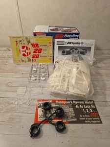 Monogram 1999 Davey Allison #28 Havoline Ford Thunderbird 1:24 Model Kit 85-2471 - Bild 1 von 11