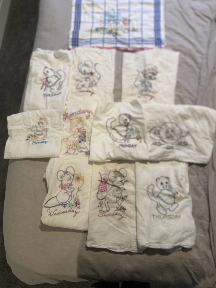 Set Of 11 vintage tea Towels Day Of The Week embroidered Cat Mouse Duck - Image 1 of 4