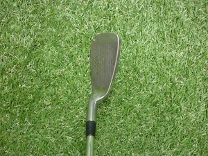 Wilson John Daly midsize steel shaft 8 iron golf club - Picture 1 of 9