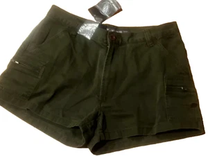 NWT Woman's DKNY JEANS Olive Green Shorts Size 6 - Picture 1 of 7