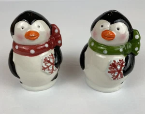 Scuoti Sale e Pepe Pinguino Fiocchi di Neve Natale Inverno - Foto 1 di 7