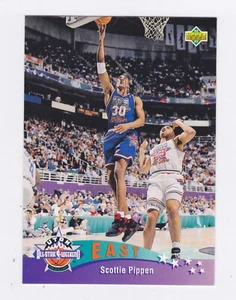 1992-93  Upper Deck  Basketball - Scottie Pippen - #422 - Picture 1 of 2