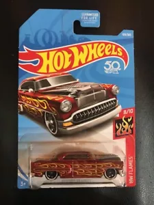 HOT WHEELS CUSTOM 2018 '53 CHEVY # 109/365 BORDEAUX ROSSO E ORO FIAMME CAPPUCCIO TRASPARENTE - Foto 1 di 5