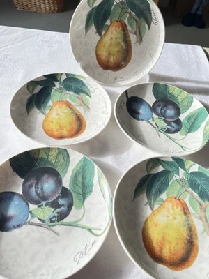 5X Bowl/plates The Garden Table By Maxwell And Williams Fine China Pears&Plumbs - Image 1 of 4