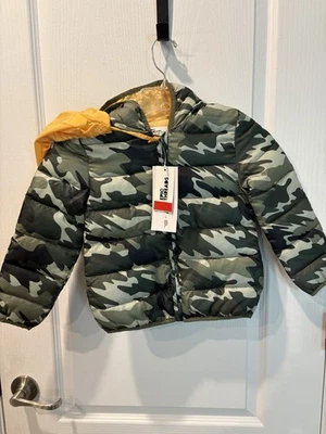 NWT Little Boy Size 5 EPIC THREADS Packable Pals Water Resistant Jacket Cammo - Image 1 of 4