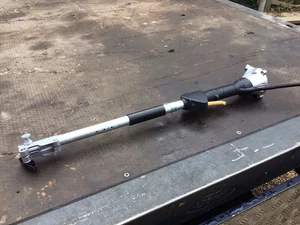 Conjunto de eje de transmisión superior de recortadora Titan TTL488GDO - Imagen 1 de 6