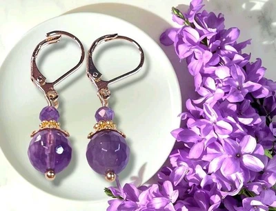 Pendientes de piedras preciosas de amatista oro colgante con palanca hechos a mano  Foto 1 de 3