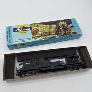 HO Scale Athearn 4933 C44-9w Powered Norfolk Southern #8891 Locomotive - Bild 1 von 12