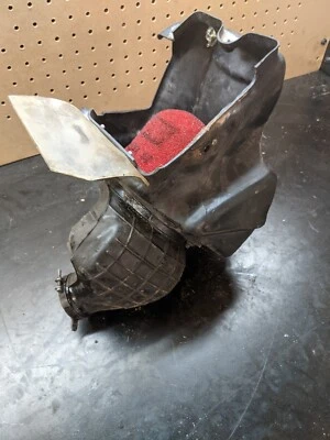 2015 KAWASAKI KX100 KX85 OEM AIRBOX INTAKE AIR CLEANER CASE 11011-1612 — 第 1/4 张图片