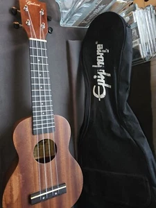 LEOLANI / Wood Concert Ukulele - Leolani S10 4 String 2016 21" L 12" NECK - Picture 1 of 13