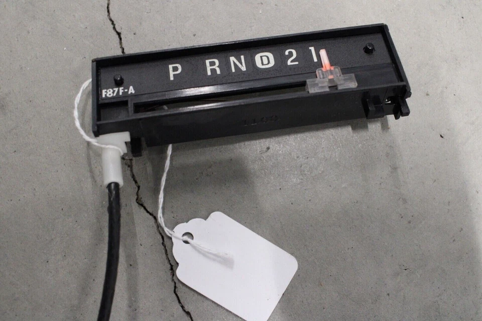 Ford Ranger/Explorer 1996-2005 OEM indicador de cambio indicador sin clip blanco Foto 1 de 1