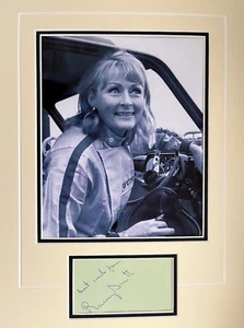 ROSEMARY SMITH - LATE GREAT IRISH RALLY DRIVER - EXCELLENT SIGNED PHOTO DISPLAY - Picture 1 of 1