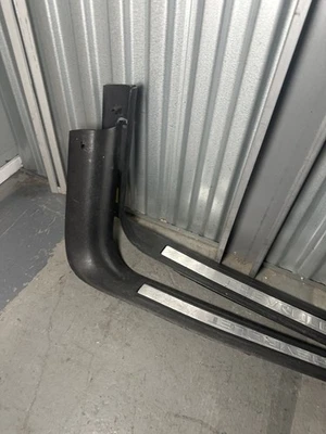 2002-08 CHEVY TRABLAZER SS ДВЕРНОЙ ПОРОГ ПОТЕРТОСТИ ПЛАСТИНА ОТДЕЛКИ КОМПЛЕКТ СПЕРЕДИ справа и слева - Изображение 1 из 4