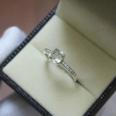 Anillo de promesa de zafiro blanco de plata de ley 925 con piedras preciosas Foto 1 de 3