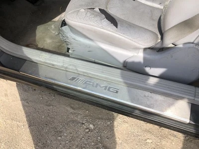 Mercedes Benz AMG 2001-2006 umbral de puerta placas de desgaste paneles plata cepillada 527128 Foto 1 de 4