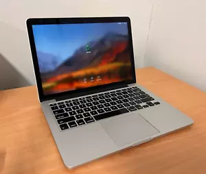 Apple MacBook Pro 13-Inch Early 2015 | Intel Core i5-5287U @2.9GHz 8GB 500GB SSD - Picture 1 of 5