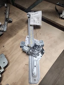 Passenger Rear Window Regulator Fits 14-19 SIERRA 1500 PICKUP - Picture 1 of 3