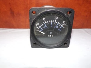 Cessna C668520-0101 OAT Gauge EDO-AIRE 22-295-09 - Bild 1 von 3