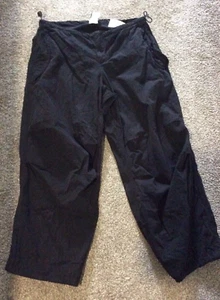 Brandneu mit Etikett iets Frans Baggy Tech Hose schwarz Small Short - Bild 1 von 4
