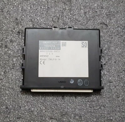TOYOTA AURIS 2 2012-18 CENTRALINA CHIAVE SMART 8999002200 ORIGINALE - Immagine 1 di 3