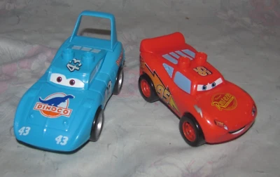 Mega Bloks Disney Cars Series Dinoco and Lightning McQueen Figures Foto 1 de 3