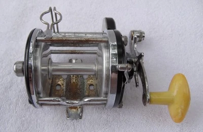 CARRETE OCEAN CITY MODELO 965 Foto 1 de 4