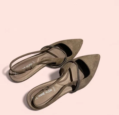 Suede Anne Klein Kitten Heel 7.5 - Image 1 of 3