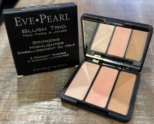 Eve Pearl Blush Trio Bronzing Highlighter 3 Shades .32 OZ New With Box - Picture 1 of 5