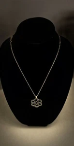 Collar de panal azul oscuro - Imagen 1 de 1