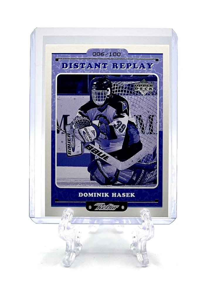 DOMINIK HASEK 1999-00 Upper Deck Retro NHL #DR8 DISTANT REPLAY LEVEL 2 /100 - Image 1 of 2