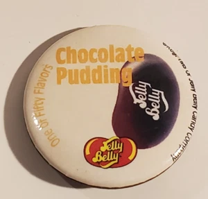 Vintage 1980er JELLY BELLY BEAN CANDY FLAVOUR PINBACK BUTTON PIN SCHOKOLADENPUDD - Bild 1 von 2