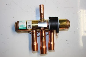 Source 1 Valvola di retromarcia pompa di calore SHF-20A-46 P/N 518955 HVAC NUOVA SCATOLA APERTA - Foto 1 di 7