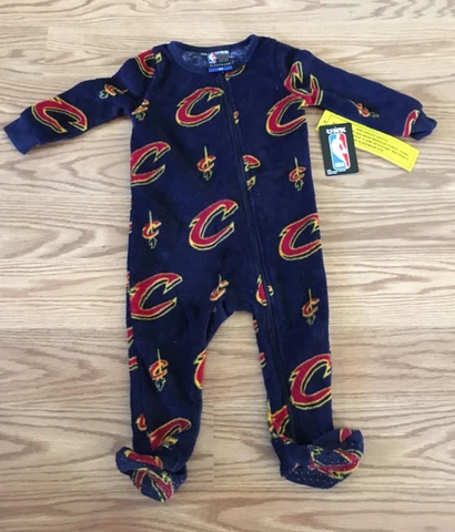 Cleveland Cavaliers  UNK NBA Child’s 18mos Basketball Pajamas NWT Cover