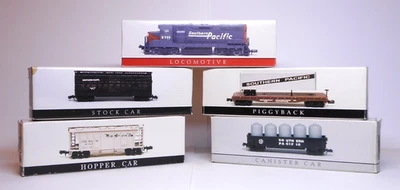 Trains Locomotive + 4 Cars N-Scale Static Models High Speed Productions - Image 1 of 4