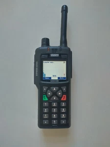 Sepura STP9040 TETRA Two-Way Radio Antenna Original battery Belt Clip Powers On - Zdjęcie 1 z 7