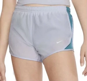 Nike Girls' Dry Tempo Running Shorts Size Extra Small Football Grey NWT - Picture 1 of 7