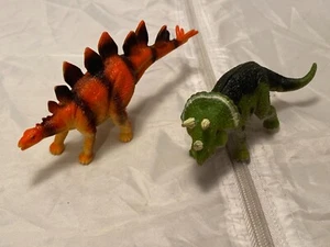 Vintage Stegosaurus 5.5 In Realistic Replica Dinosaur Toy 4 In Triceratops 1997 - Picture 1 of 10