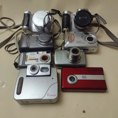 Vintage Digital Camera Lot Point And Shoot Canon Kodak - image 1 of 4