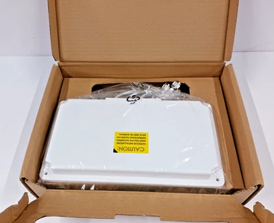 Cisco AIR-ANT2566P4W-R 2.4GHz 6 dBi / 5GHz dBi Directional Ant, 4-port, RP-TNC - Image 1 of 4