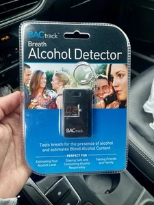 BACtrack Rilevatore di Alcool Respiratorio Portatile BT-KC10 Nuovo Sigillato - Foto 1 di 2