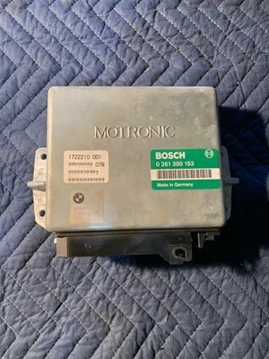 BMW E30 325i 1985-1988 ECU/ECM 0 261 200 153 Foto 1 de 3