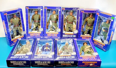 Lot of 10 WWI WWII Soldiers of the World German U.S. Infantry Action Figure Cover